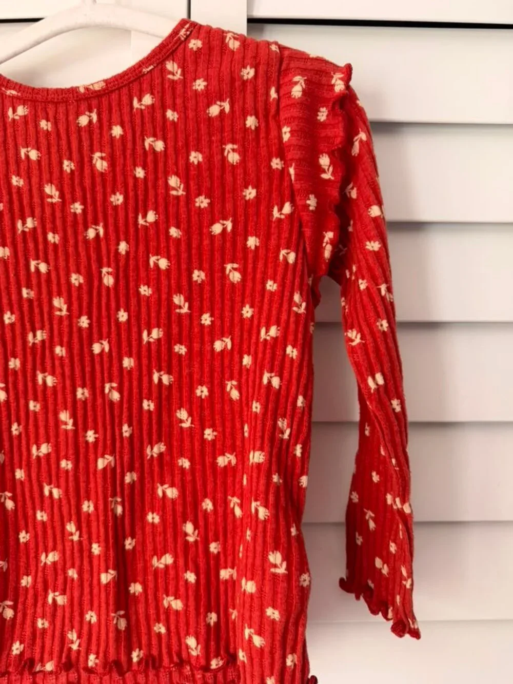 Old Navy Girls Ribbed Floral Long Sleeve Top Red Size 5T Soft Stretch Shirt